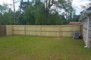 Wood-Privacy-Fence-Dog-Ear-Residential